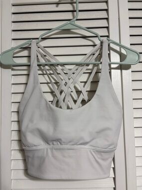 Lululemon Free To Be Moved Bra